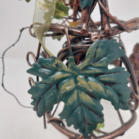 Grapes Vine Woven Metal Single Wine Bottle Holder Basket Decorative Wrought Iron - Picture 7 of 8